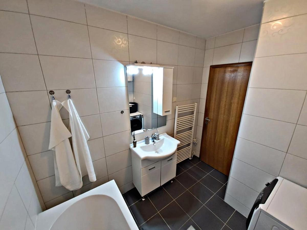 מוסטר Apartment Aria Lux מראה חיצוני תמונה