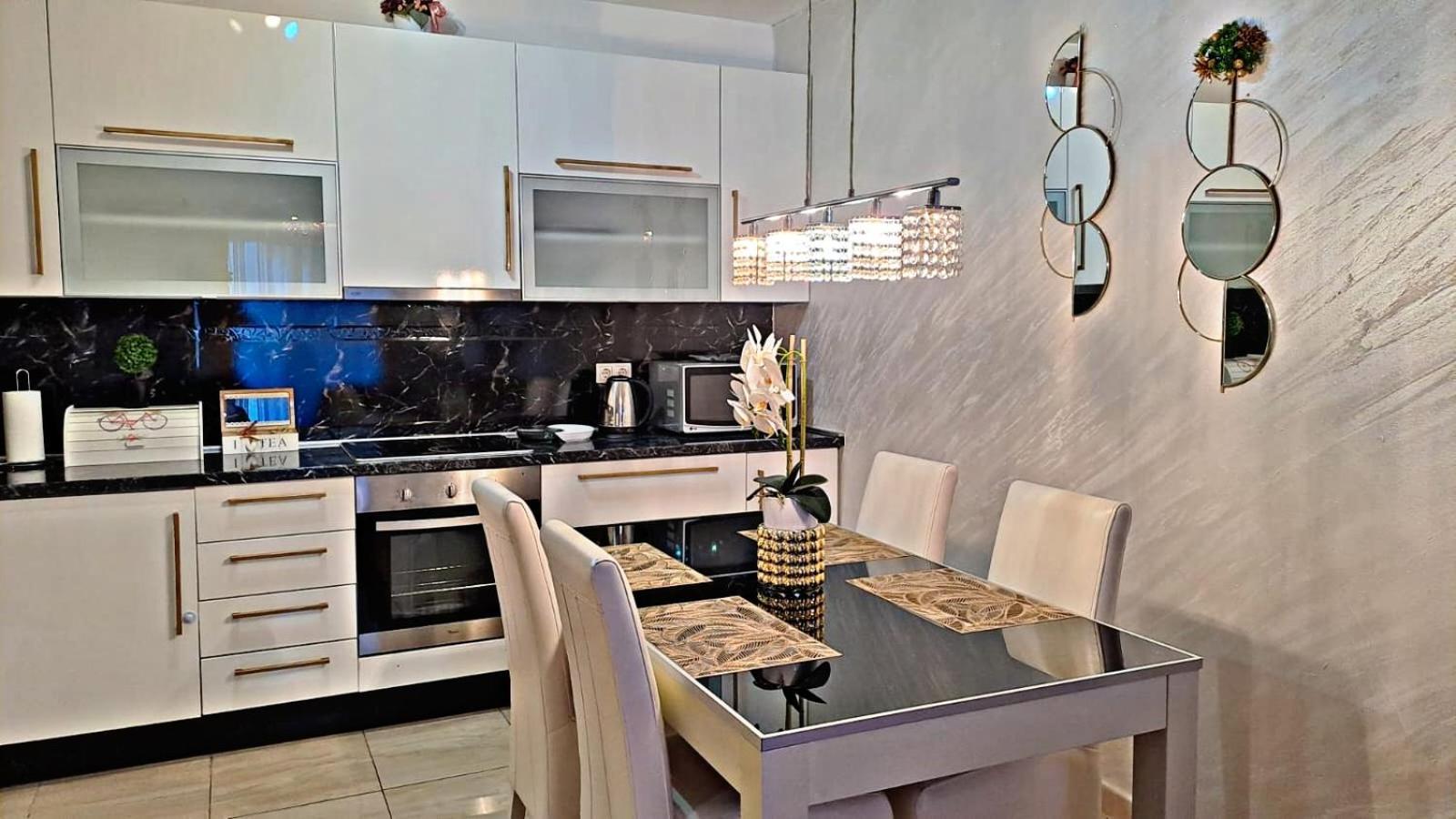 מוסטר Apartment Aria Lux מראה חיצוני תמונה