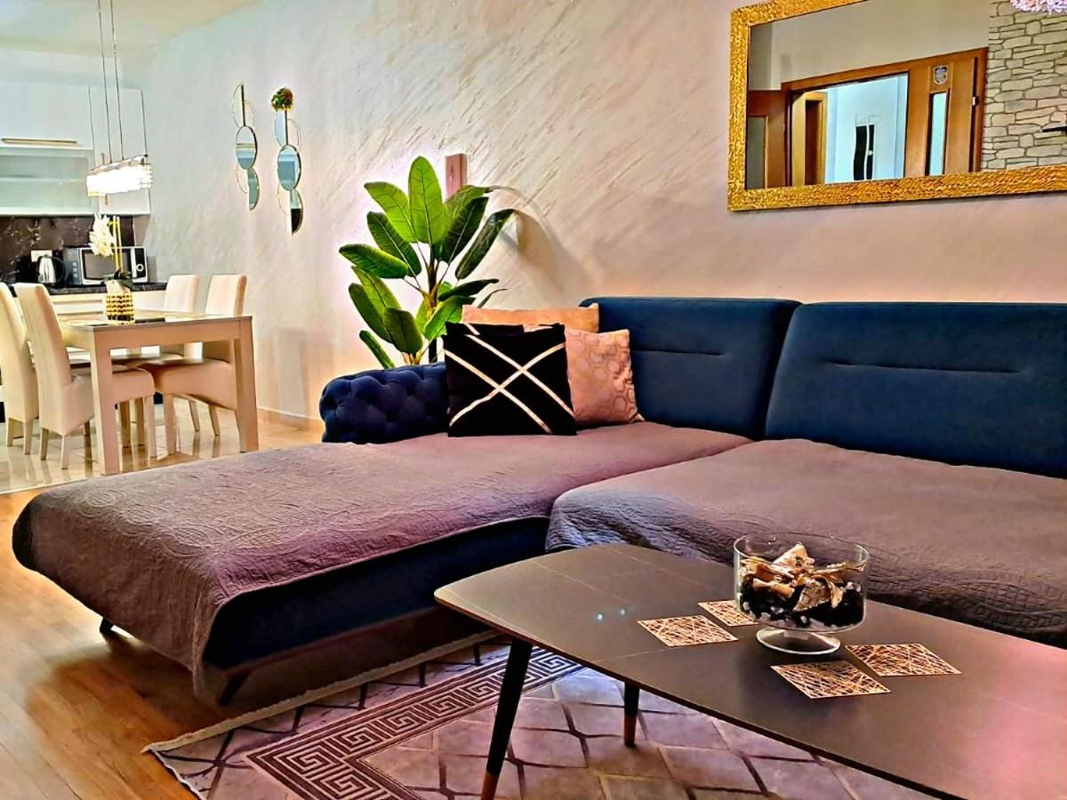 מוסטר Apartment Aria Lux מראה חיצוני תמונה