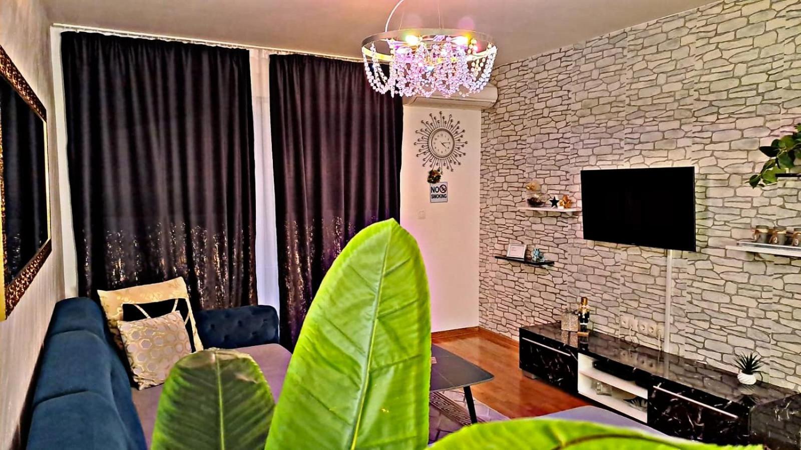 מוסטר Apartment Aria Lux מראה חיצוני תמונה